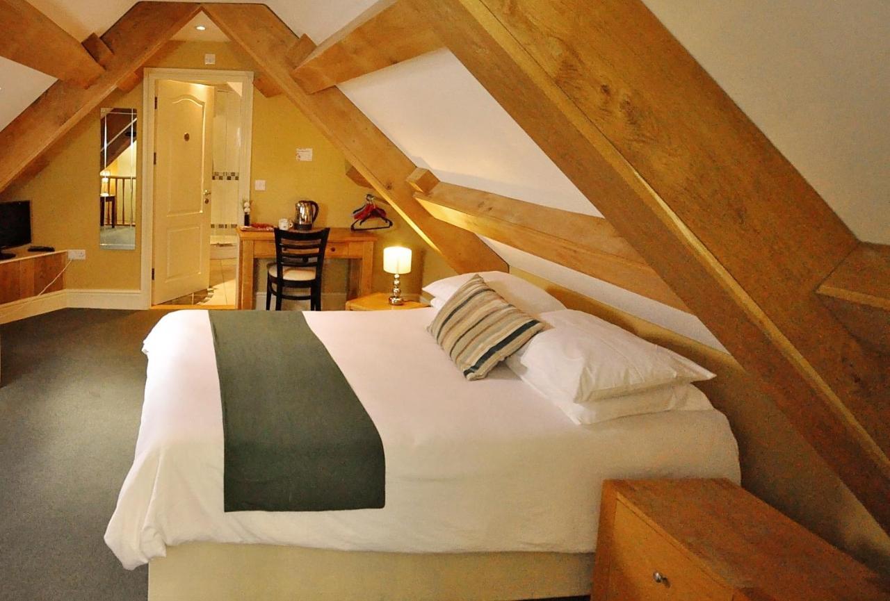 The Castle Hotel Talgarth Eksteriør billede